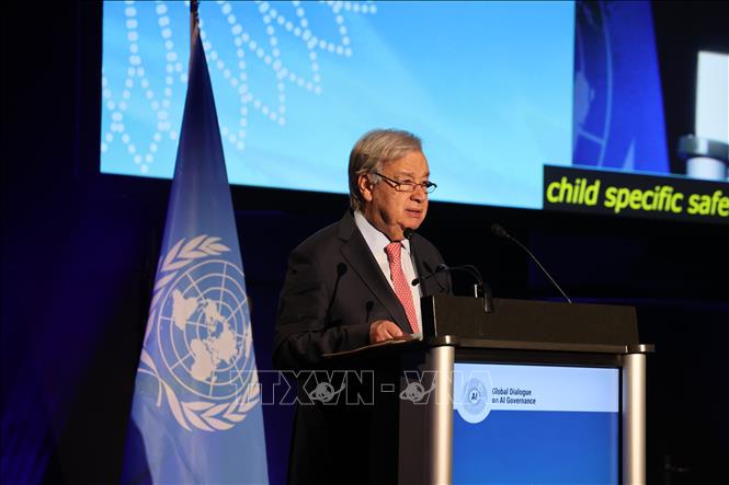 Tổng thư ký LHQ António Guterres phát biểu khai mạc cuộc đối thoại. Ảnh: Anh Hiển - PV TTXVN tại Thụy Sĩ