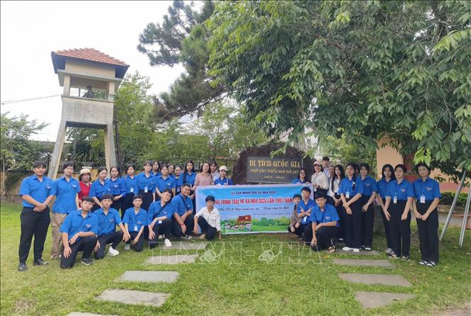 Những trải nghiệm trong chuyến đi sẽ tiếp thêm cho chúng em nhiều niềm vui, động lực và năng lượng để tiếp tục cố gắng trên chặng đường phía trước. Ảnh: Đậu Tất Thành – TTXVN.