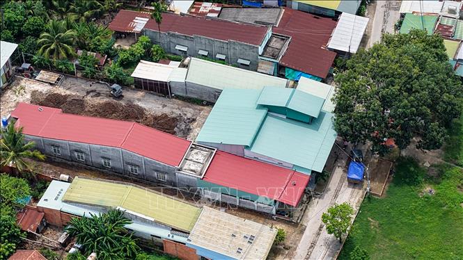 Bãi tập kết đất bị khai thác thuộc Dự án đường cao tốc Thành phố Hồ Chí Minh - Mộc Bài, gần chợ An Thạnh, xã Bến Cầu, tỉnh Tây Ninh. Ảnh: Minh Phú – TTXVN