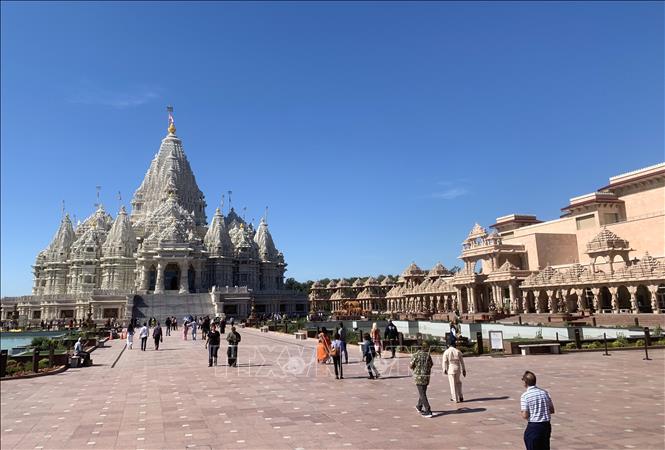 Akshardham trải rộng trên diện tích khoảng 74,1 ha, trở thành một trong những quần thể đền thờ Hindu lớn nhất ngoài Ấn Độ. Ảnh: Ngọc Quang – PV TTXVN tại Mỹ