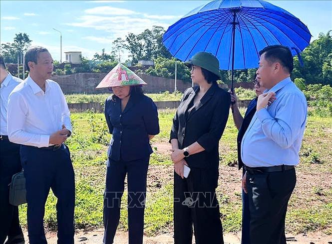 Đoàn công tác Hội đồng Dân tộc của Quốc hội làm việc tại xã Pà Cò, tỉnh Phú Thọ. Ảnh: Thanh Hải - TTXVN  