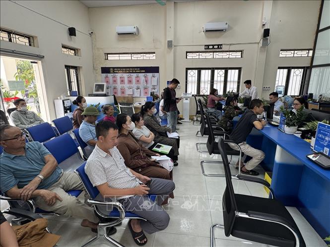 Không chỉ tinh gọn bộ máy, mô hình chính quyền địa phương hai cấp đang tạo những chuyển biến tích cực. Ảnh: Quốc Lũy - TTXVN