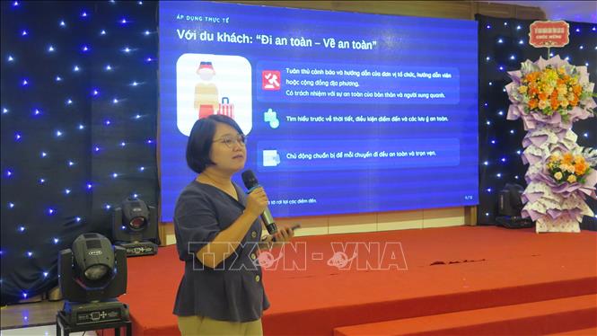 Đại biểu tham luận tại hội nghị. Ảnh: Hương Thu - TTXVN     