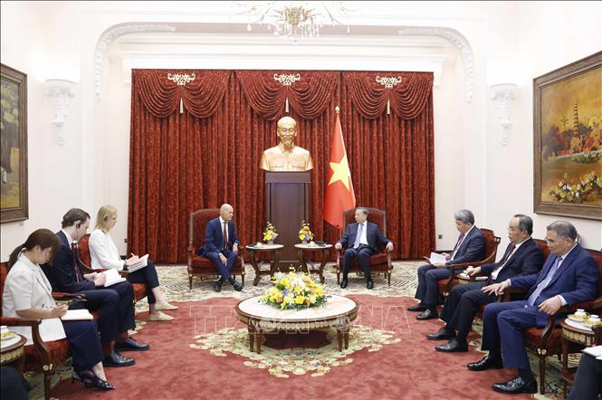 Tổng Bí thư, Chủ tịch nước Tô Lâm tiếp Đại sứ Hà Lan tại Việt Nam Kees van Baar. Ảnh: Thống Nhất – TTXVN