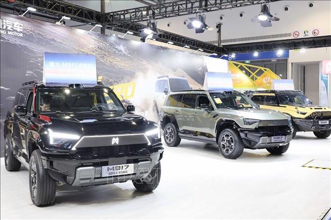 Ô tô năng lượng mới của hãng Dongfeng (Trung Quốc). Ảnh: Công Tuyên - PV TTXVN tại Trung Quốc
