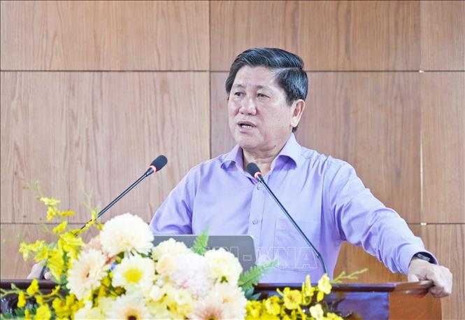 Phó Chủ tịch UBND tỉnh Cà Mau Lê Văn Sử phát biểu chỉ đạo tại Hội nghị. Ảnh: Huỳnh Anh - TTXVN