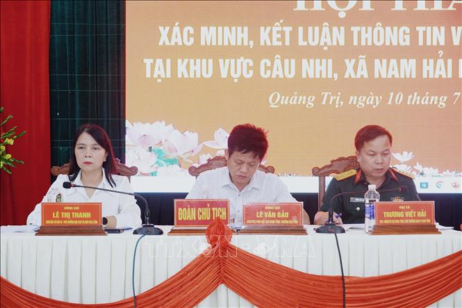 Ban chủ tọa hội thảo. Ảnh: Tường Vi - TTXVN 

