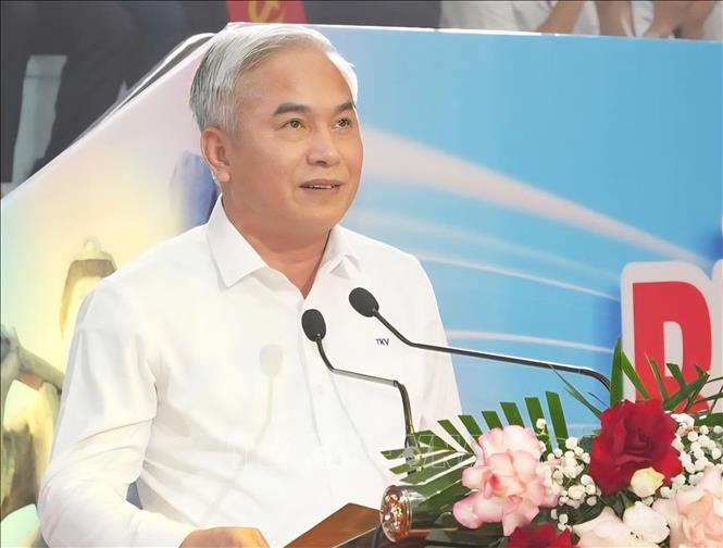 Ông Vũ Anh Tuấn, Tổng Giám đốc Tập đoàn Công nghiệp Than - Khoáng sản Việt Nam (TKV) phát biểu khai mạc Đại hội. Ảnh: Thanh Vân- TTXVN