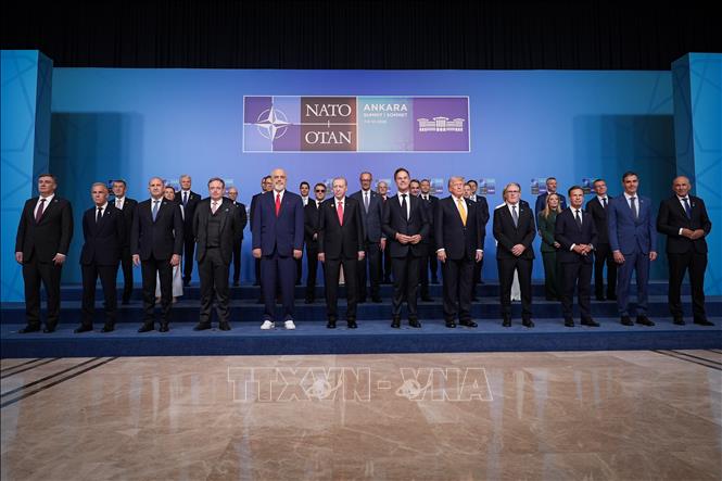 Các đại biểu chụp ảnh chung tại Hội nghị thượng đỉnh NATO ở Ankara, Thổ Nhĩ Kỳ ngày 8/7/2026. Ảnh: AA/TTXVN phát