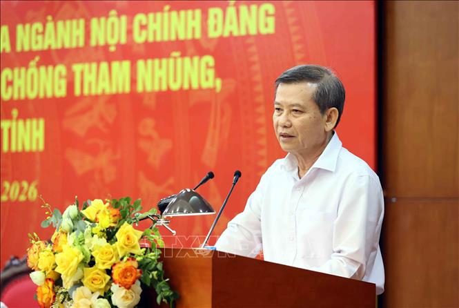 Đồng chí Lê Minh Trí, Ủy viên Bộ Chính trị, Bí thư Trung ương Đảng, Trưởng Ban Nội chính Trung ương, Phó Trưởng Ban Thường trực Ban Chỉ đạo Trung ương về phòng, chống tham nhũng, lãng phí, tiêu cực phát biểu chỉ đạo. Ảnh: An Đăng - TTXVN