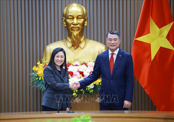 Thủ tướng Lê Minh Hưng tiếp bà Jennifer Wicks, Đại sứ Hoa Kỳ tại Việt Nam. Ảnh: Dương Giang – TTXVN 