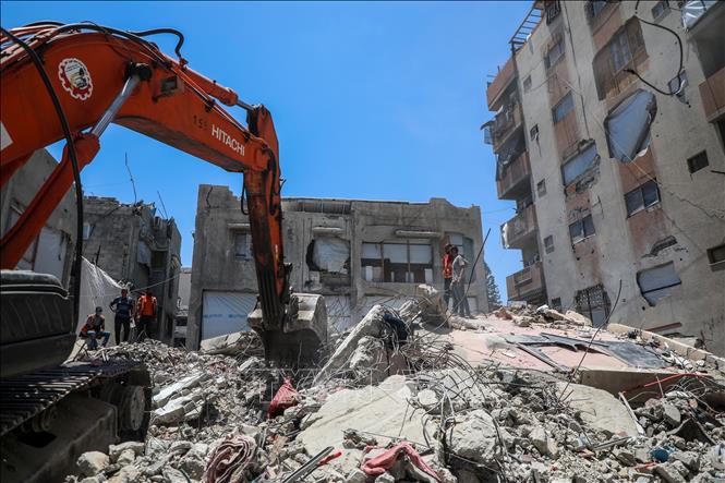 Cảnh đổ nát sau cuộc không kích của Israel tại Gaza. Ảnh: THX/TTXVN phát