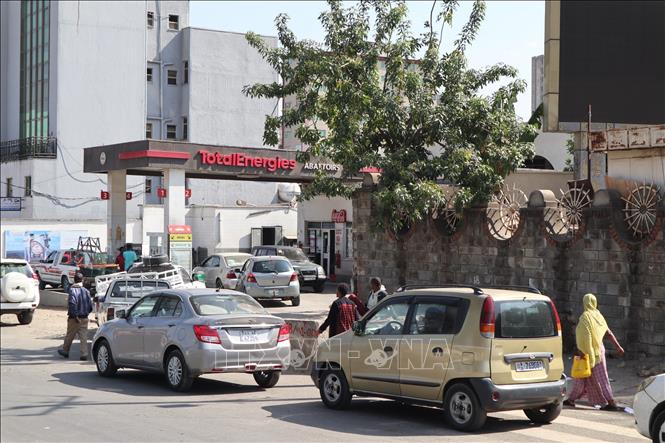 Một trạm xăng ở Addis Ababa, Ethiopia. Ảnh: THX/TTXVN phát