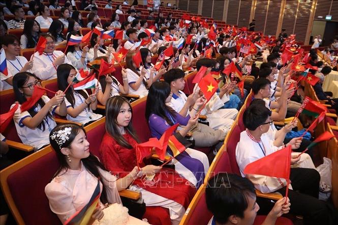 Overseas Vietnamese delegates participate in Vietnam Summer Camp 2026. Photo by courtesy/VNA