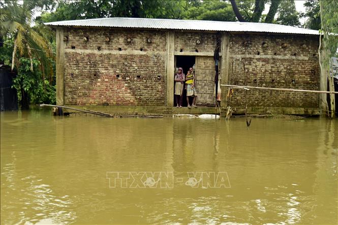 Cảnh ngập lụt tại Cox's Bazar, Bangladesh, ngày 12/7/2026. Ảnh: THX/TTXVN phát