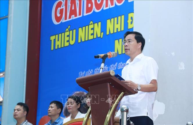 Phó Giám đốc Sở Văn hóa, Thể thao và Du lịch tỉnh Lạng Sơn Dương Minh Tuệ, Phó Trưởng ban Thường trực Ban tổ chức phát biểu khai mạc Giải. Ảnh: Anh Tuấn – TTXVN