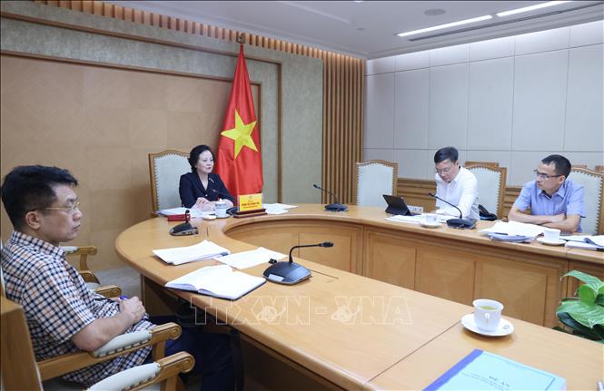 Phó Thủ tướng Phạm Thị Thanh Trà làm việc với Bộ Nội vụ về Đề án Chiến lược quốc gia về thu hút, trọng dụng nhân tài. Ảnh: Lâm Khánh - TTXVN
