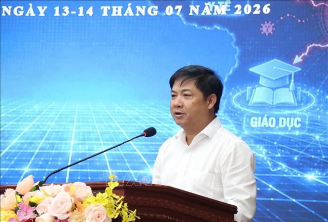 Ông Lương Nguyễn Minh Triết, Ủy viên Trung ương Đảng, Bí thư Tỉnh ủy Đắk Lắk phát biểu bế mạc chương trình. Ảnh: Tuấn Anh – TTXVN