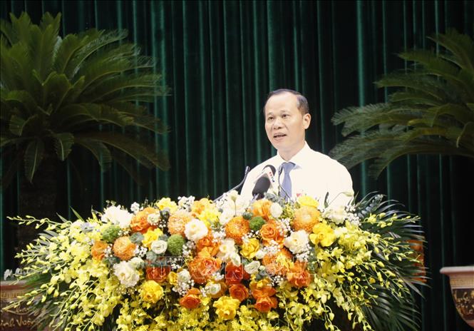 Phó Chủ tịch Thường trực UBND tỉnh Bắc Ninh Mai Sơn phát biểu tại Kỳ họp. Ảnh: Thái Hùng - TTXVN