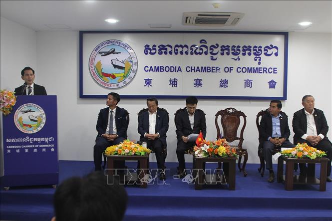 Ông Tan Monivann, Phó Chủ tịch Phòng Thương mại Campuchia (CCC) phát biểu tại hội thảo. Ảnh: Minh Hưng – PV TTXVN tại Campuchia