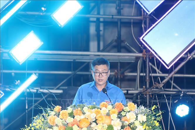 Ông Nguyễn Huy Hoàng, Phó Bí thư phụ trách Đoàn thanh niên Đại học Thái Nguyên phát biểu phát động chương trình. Ảnh: Vũ Hoàng Giang - TTXVN