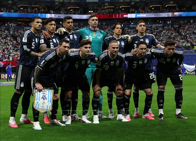 Đội hình xuất phát của Argentina đối đầu tuyển Anh trong cuộc chiến giành vé vào chung kết. Ảnh: THX/TTXVN phát