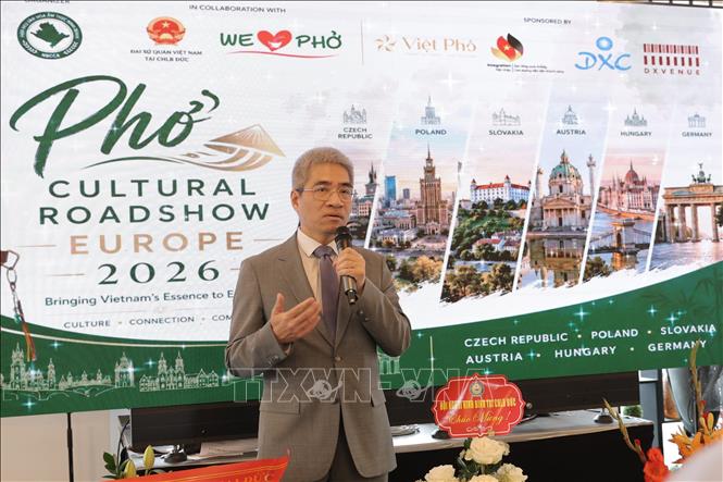 Đại sứ Nguyễn Đắc Thành phát biểu tại sự kiện. Ảnh: Thu Hằng - PV TTXVN tại Đức