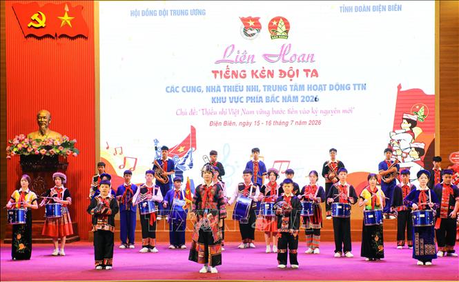 Một tiết mục đặc sắc được trình diễn tại đêm bế mạc. Ảnh: Phan Quân - TTXVN
