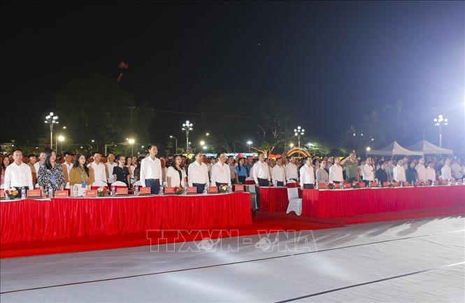 Đại biểu dự chương trình nghệ thuật.  Ảnh: Tuấn Anh - TTXVN