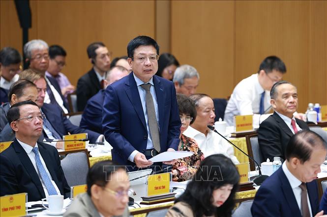 Chủ tịch Liên đoàn Thương mại và Công nghiệp Việt Nam (VCCI) Hồ Sỹ Hùng phát biểu. Ảnh: Dương Giang – TTXVN 
