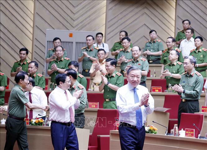 Tổng Bí thư, Chủ tịch nước Tô Lâm dự Gặp mặt kỷ niệm 64 năm Ngày truyền thống lực lượng Cảnh sát nhân dân . Ảnh: Thống Nhất – TTXVN