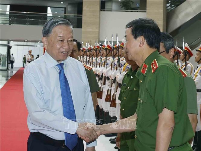 Tổng Bí thư, Chủ tịch nước Tô Lâm và các đại biểu. Ảnh: Thống Nhất – TTXVN