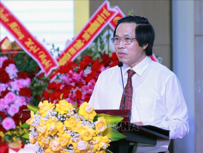 Chủ tịch Hội Dược sĩ Bệnh viện Việt Nam Cao Hưng Thái phát biểu tại hội thảo. Ảnh: Tạ Toàn - TTXVN