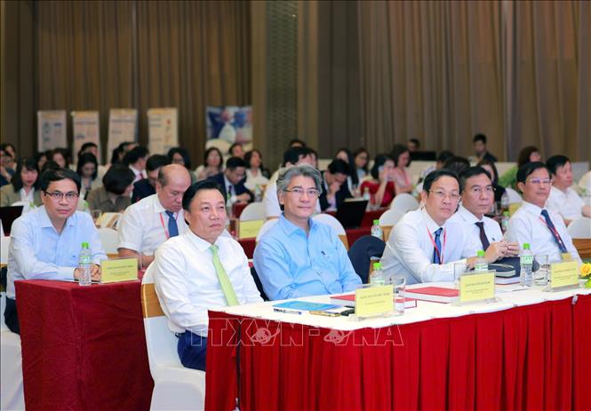 Hội thảo thu hút gần 700 đại biểu hoạt động trong lĩnh vực y dược trên cả nước. Ảnh: Tạ Toàn - TTXVN