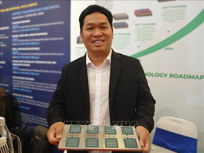Phòng thí nghiệm đóng gói vi mạch bán dẫn (VSAP Lab), tập trung vào mảng đóng gói tiên tiến ở lĩnh vực nghiên cứu và phát triển những công nghệ lõi, từ đó có thể đưa vào sản xuất.  Ảnh: Mỹ Hà - TTXVN