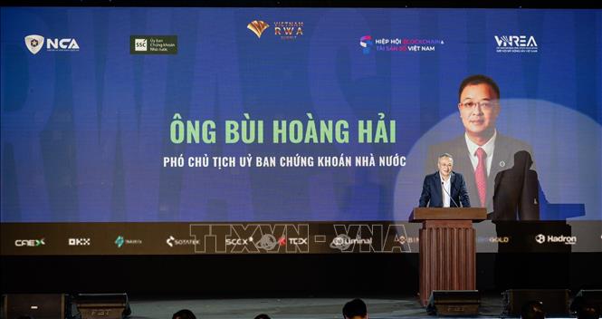 Ông Bùi Hoàng Hải, Phó Chủ tịch Ủy ban Chứng khoán Nhà nước, phát biểu khai mạc. Ảnh: Hoàng Vân - TTXVN