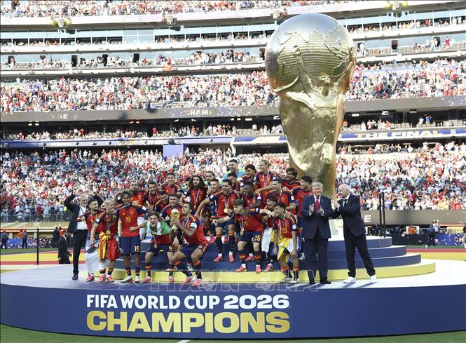 Phút đăng quang vô địch World Cup của đội tuyển Tây Ban Nha, lần thứ 2 trong lịch sử. Ảnh: THX/TTXVN phát