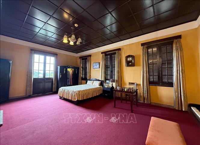 Phòng sinh hoạt riêng của Hoàng Hậu Nam Phương và gia đình trên tầng 2 của Dinh thự. Ảnh: Nguyễn Dũng – TTXVN