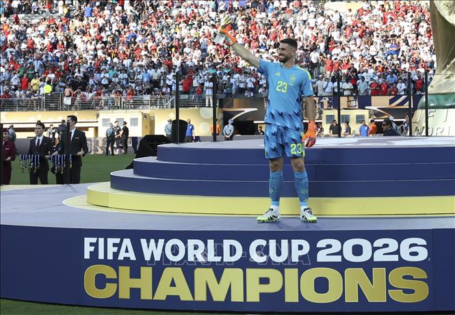 Unai Simon được vinh danh với Găng tay vàng World Cup 2026, phần thưởng xứng đáng cho màn trình diễn xuất sắc trong hành trình vô địch của Tây Ban Nha. Ảnh: THX/TTXVN phát