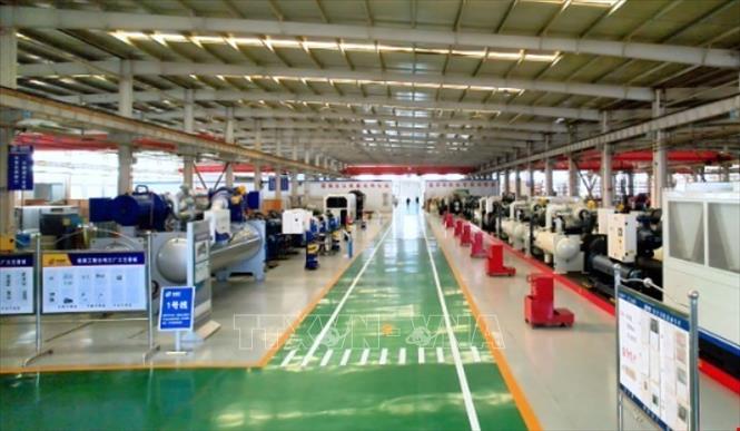 Dây chuyền sản xuất trang thiết bị của Tập đoàn Gerui De. Ảnh: Quang Hưng-PV TTXVN tại Trung Quốc