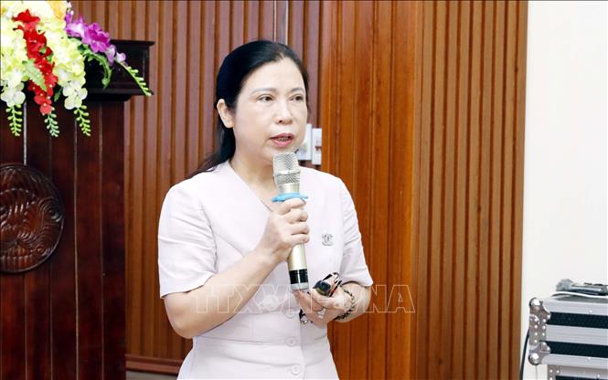 Tiến sĩ Nguyễn Thị Hải, Trưởng phòng Khuyến nông Chăn nuôi và Thú ý phát biểu tại diễn đàn. Ảnh: Thái Thuần – TTXVN