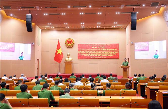 Hội nghị đánh giá kết quả công tác PCCC và CNCH một năm triển khai mô hình chính quyền địa phương 2 cấp. Ảnh: Phạm Kiên - TTXVN
