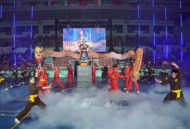 Màn đồng diễn võ thuật tại lễ khai mạc. Ảnh: Trung Tuyến - TTXVN