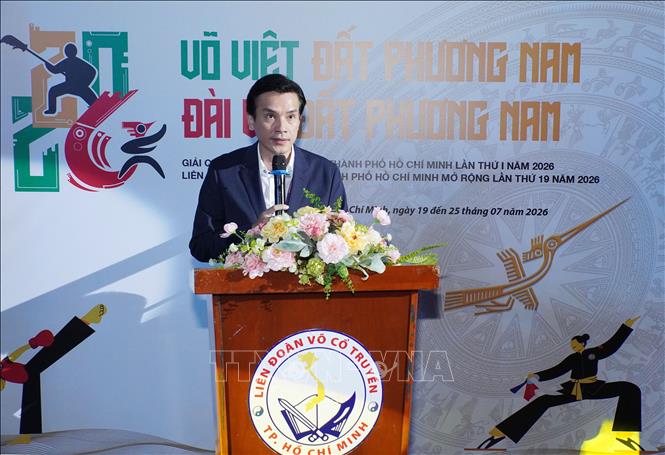 Ông Nguyễn Nam Nhân, Phó Giám đốc Sở Văn hoá và Thể thao TP. Hồ Chí Minh, Trưởng Ban tổ chức phát biểu tại buổi lễ. Ảnh: Trung Tuyến - TTXVN