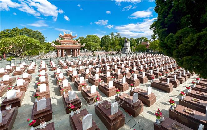 Nghĩa trang Liệt sĩ Quốc gia Trường Sơn, nơi yên nghỉ của 10.263 Anh hùng liệt sĩ đã ngã xuống trên tuyến đường Hồ Chí Minh huyền thoại. Ảnh: Nguyên Linh - TTXVN