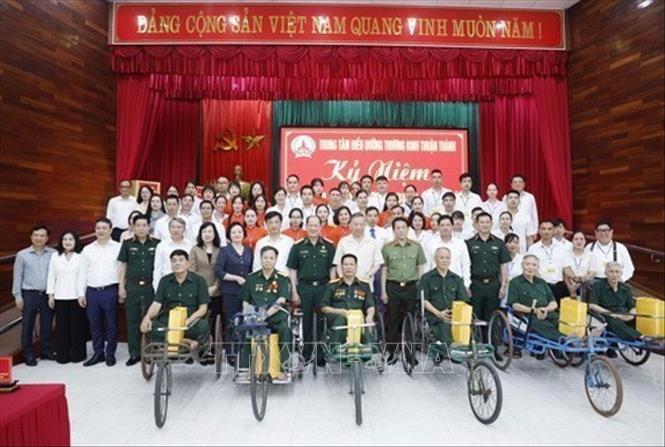 Nhân kỷ niệm 79 năm Ngày Thương binh - Liệt sĩ (27/7/1947 - 27/7/2026), sáng 15/7/2026, Tổng Bí thư, Chủ tịch nước Tô Lâm đến thăm, tặng quà thương binh, bệnh binh tại Trung tâm Điều dưỡng thương binh Thuận Thành (phường Ninh Xá, tỉnh Bắc Ninh). Ảnh: Thống Nhất - TTXVN