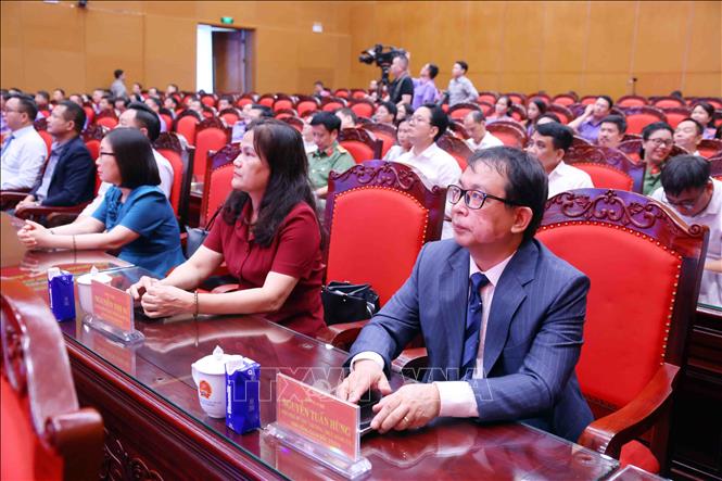 Các đại biểu tham dự buổi lễ. Ảnh: Phạm Kiên - TTXVN