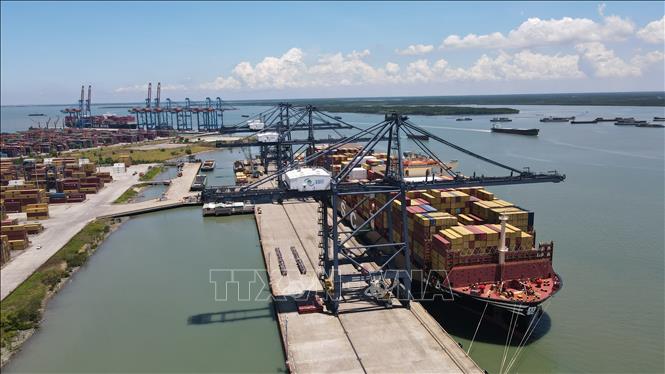 By 2030, HCM City aims for annual revenue growth of 13–16% in the logistics services sector. VNA Photo: Huỳnh Sơn