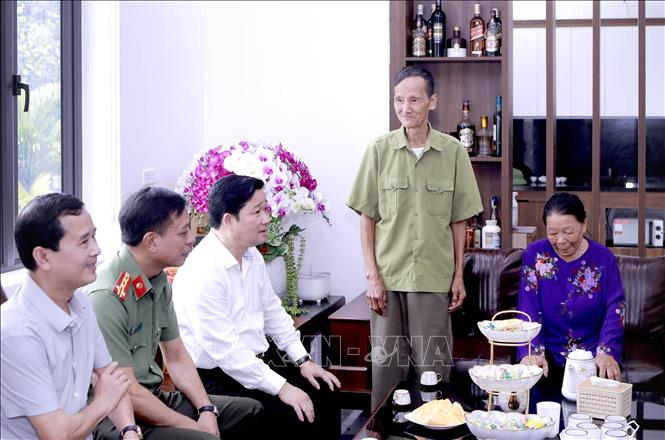 Thương binh Nguyễn Đức Thức phát biểu nhân chuyến thăm của đoàn công tác tỉnh Phú Thọ nhân kỷ niệm 79 năm Ngày Thương binh - Liệt sĩ (27/7/1947 - 27/7/2026). Ảnh: Hoàng Hùng - TTXVN.