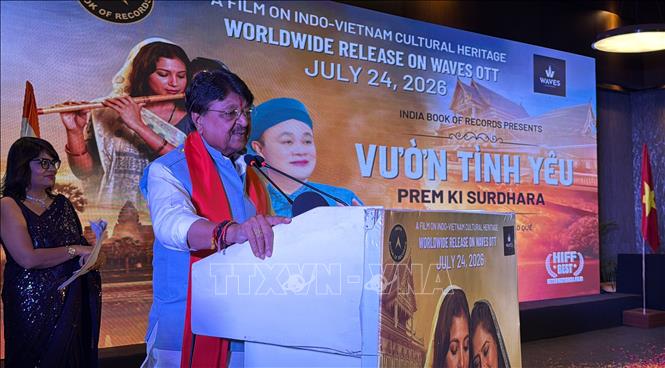 Ông Kailash Vijayvargiya, Bộ trưởng Các vấn đề Nghị viện bang Madhya Pradesh phát biểu khai mạc sự kiện. Ảnh: Ngọc Thúy - PV TTXVN tại Ấn Độ